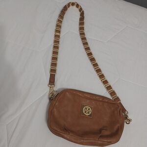 British tan Tory Burch bag with removable strap